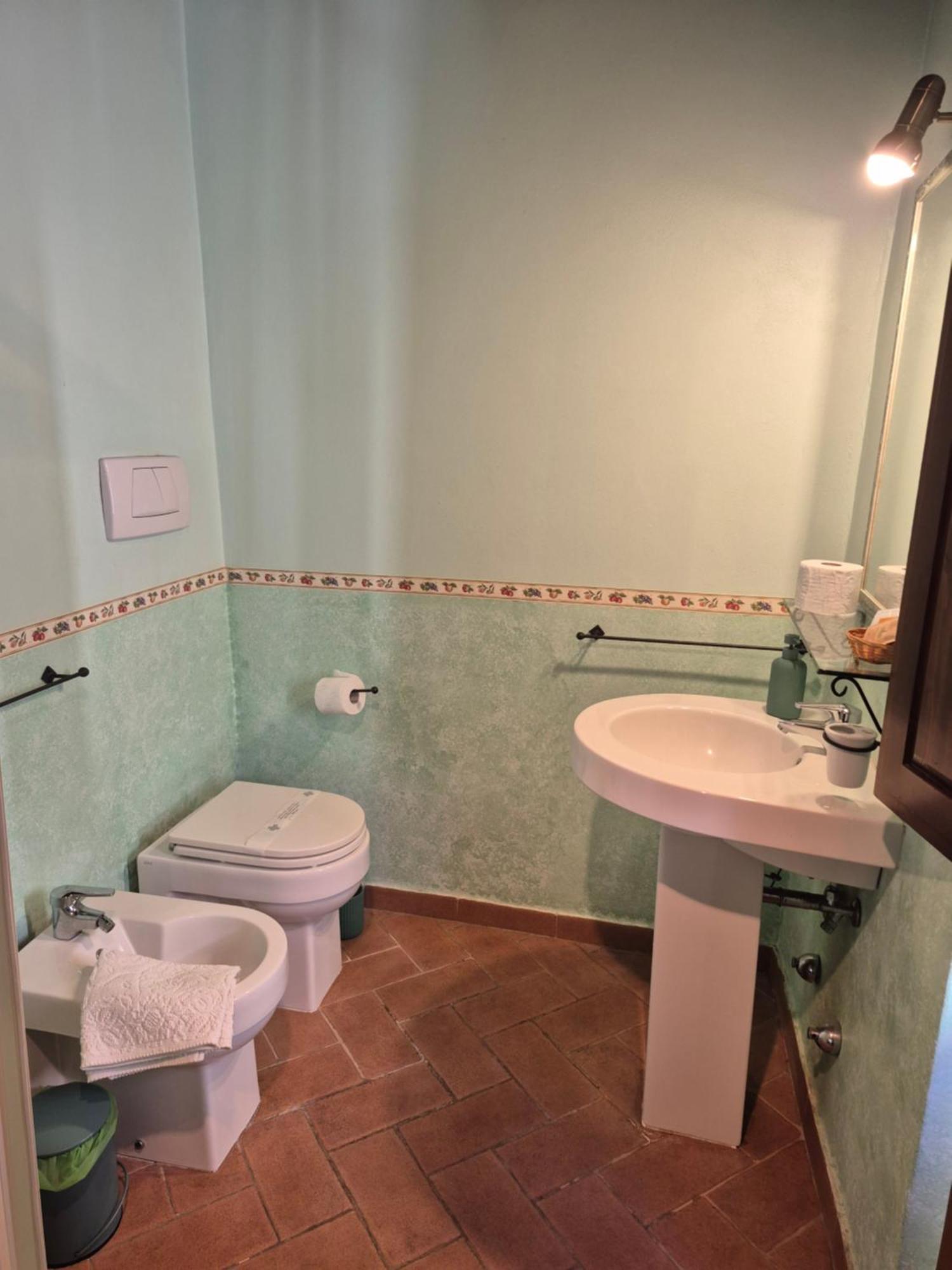 Ghigo La Locanda Di Torquato Montorgiali Buitenkant foto